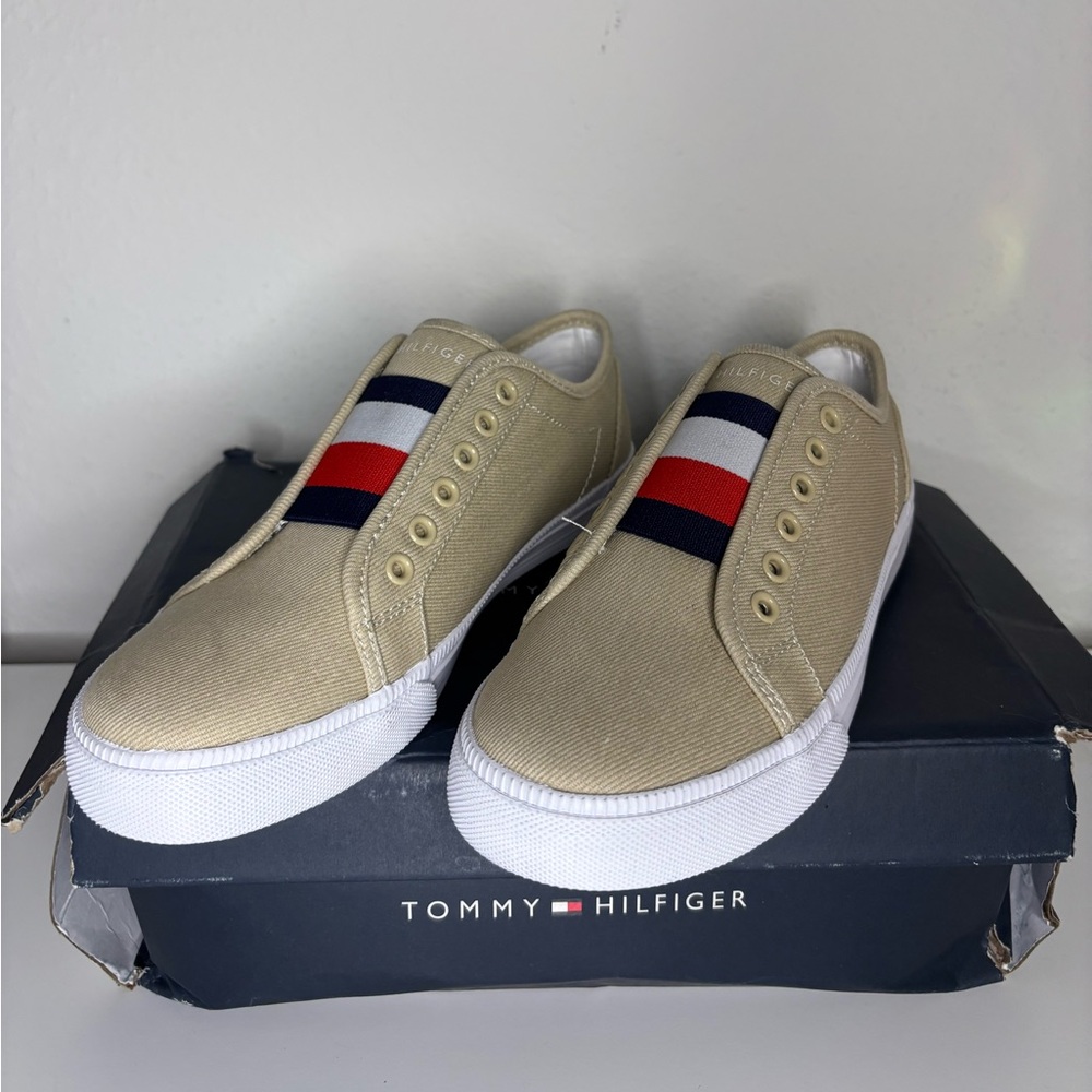 Tommy Hilfiger Men’s Anni